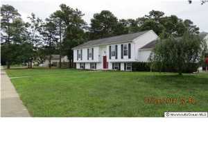 677 Windsor Rd, Brick, NJ 08723 photo 14