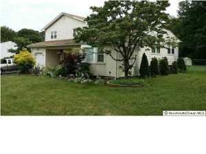 30 Dusko Dr, Parlin, NJ 08859 photo 2