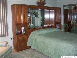 8 Eric Ct, Brick, NJ 08723 photo 7
