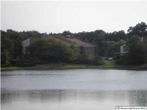 58 Northrup Dr, Brick, NJ 08724 photo 2