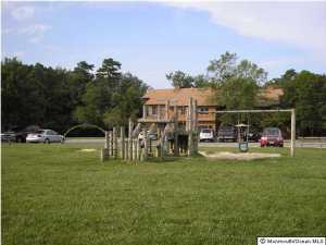 58 Northrup Dr, Brick, NJ 08724 photo 6