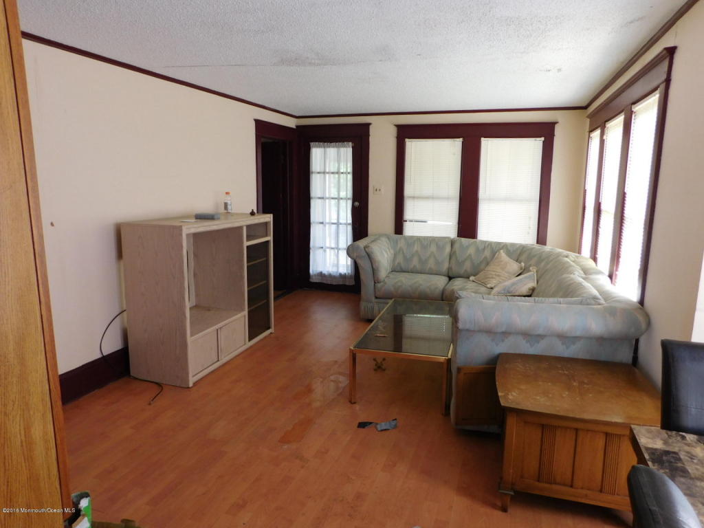 18 Chapel St, Waretown, NJ 08758 photo 7