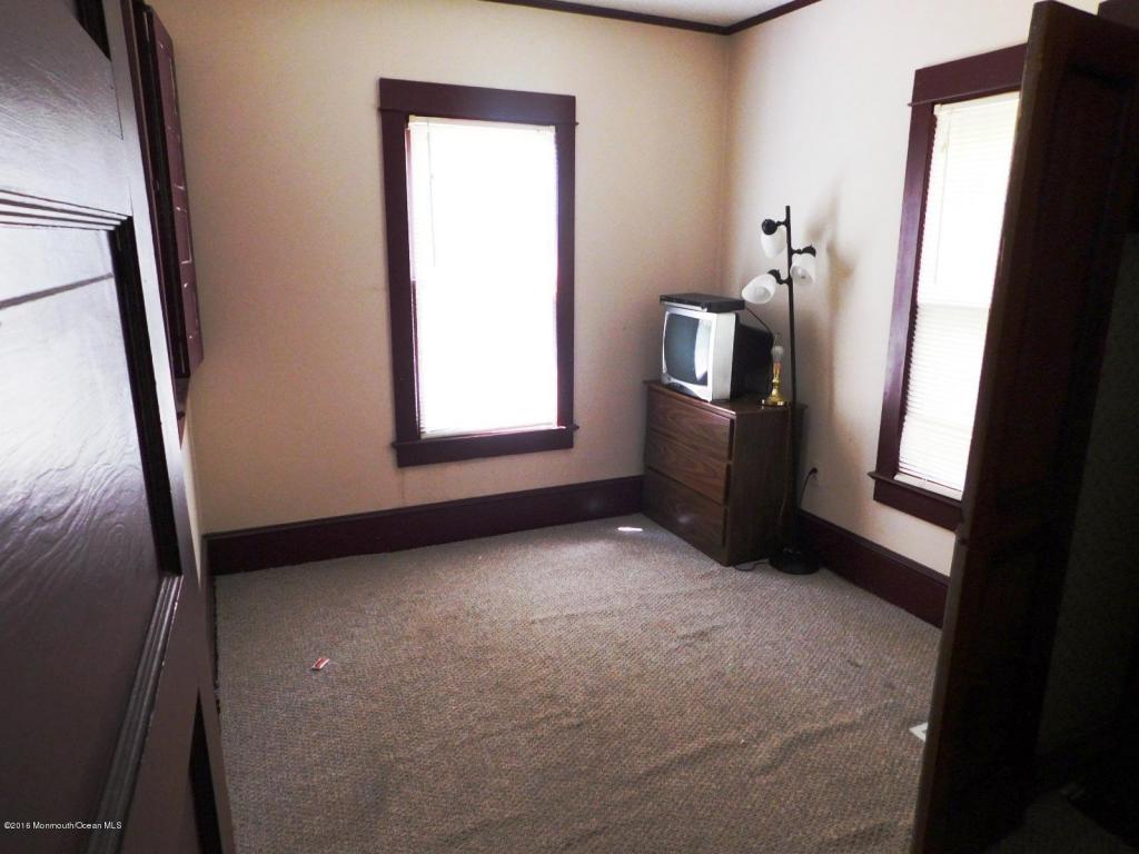 18 Chapel St, Waretown, NJ 08758 photo 12