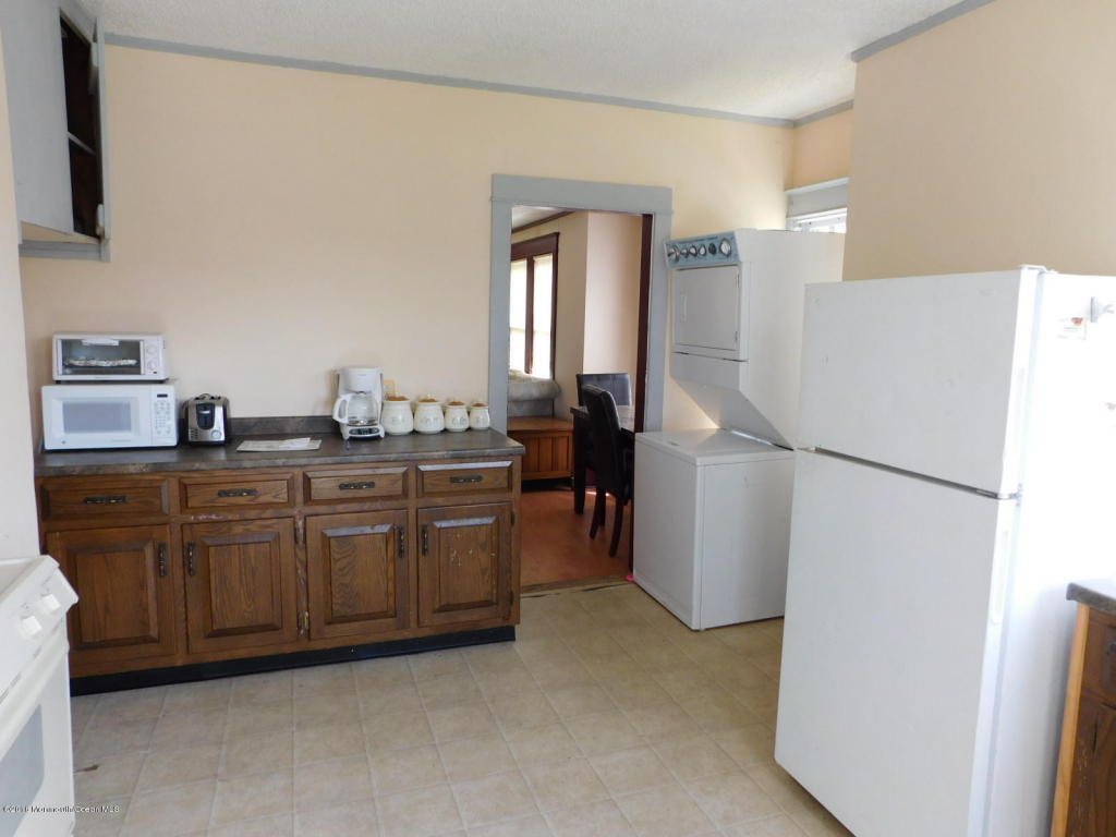 18 Chapel St, Waretown, NJ 08758 photo 8