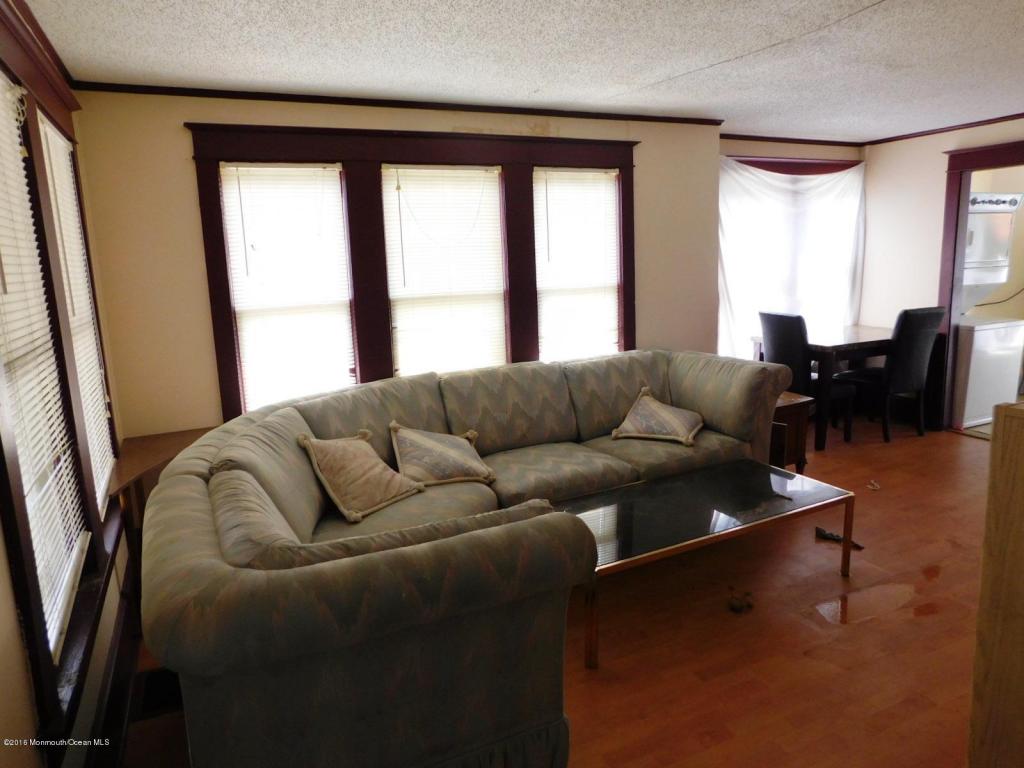 18 Chapel St, Waretown, NJ 08758 photo 6