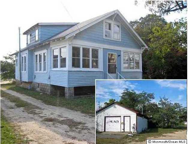 18 Chapel St, Waretown, NJ 08758 photo 2