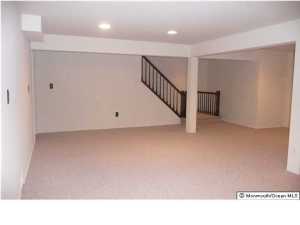 19 Maple Ln #D, Brielle, NJ 08730 photo 10