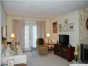 19 Maple Ln #D, Brielle, NJ 08730 photo 4