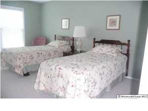 19 Maple Ln #D, Brielle, NJ 08730 photo 8