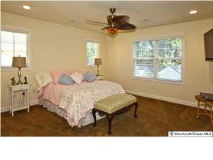 152 E River Rd, Rumson, NJ 07760 photo 12