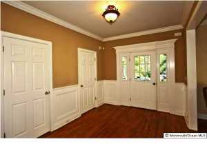 152 E River Rd, Rumson, NJ 07760 photo 1