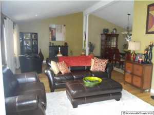  69 Cornell Dr, Hazlet, NJ 07730 photo 2