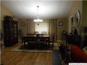  69 Cornell Dr, Hazlet, NJ 07730 photo 4