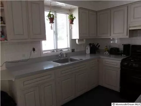 586 Charles Dr, Brick, NJ 08723 photo 6