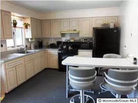 586 Charles Dr, Brick, NJ 08723 photo 5