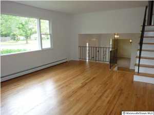 8 Jay Dr, Middletown, NJ 07748 photo 7