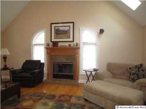 355 Forrest Ave, Matawan, NJ 07747 photo 4