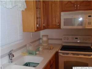 8 Markham Rd, Brick, NJ 08724 photo 3