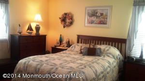 2 Juniper Pl, Howell, NJ 07731 photo 23