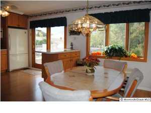 2 Juniper Pl, Howell, NJ 07731 photo 7