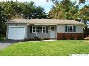 8 Cambridge Ct, Toms River, NJ 08757 photo 1