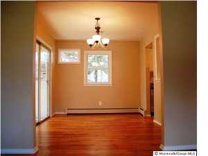 8 Cambridge Ct, Toms River, NJ 08757 photo 7