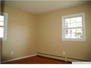 8 Cambridge Ct, Toms River, NJ 08757 photo 12