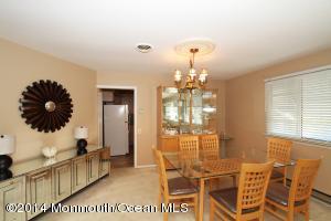 96 Sunset Rd, Whiting, NJ 08759 photo 4