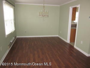 7 Thames Pl, Brick, NJ 08723 photo 3