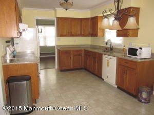 7 Thames Pl, Brick, NJ 08723 photo 6