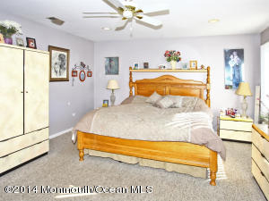 13 Hampton Ct, Old Bridge, NJ 08857 photo 13