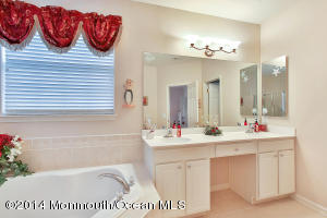 91 Nottingham Way, Jackson, NJ 08527 photo 10