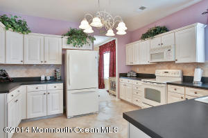 91 Nottingham Way, Jackson, NJ 08527 photo 4