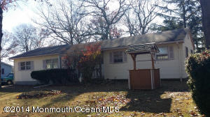 9 Oak Dr, Jackson, NJ 08527 photo 1