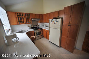 5 Hickory Ct #C, Brielle, NJ 08730 photo 3
