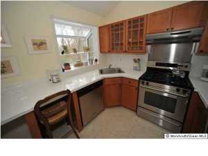 5 Hickory Ct #C, Brielle, NJ 08730 photo 2