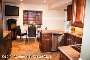 5 Mendon Dr, Howell, NJ 07731 photo 9