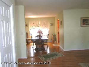 5 Tom Gray Ct, Forked River, NJ 08731 photo 2
