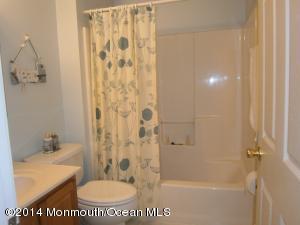 5 Tom Gray Ct, Forked River, NJ 08731 photo 7