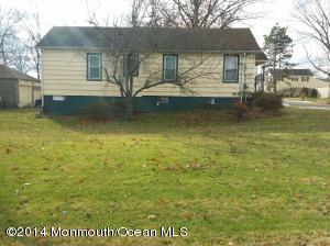 239 Jackson St, Matawan, NJ 07747 photo 3