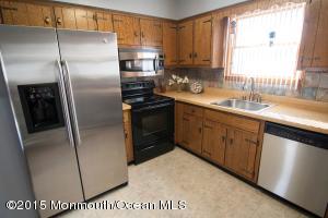 1409 Green Grove Rd, Brick, NJ 08724 photo 5
