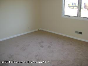 1 Hedden Pl, Middletown, NJ 07748 photo 3