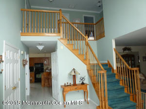 11 Saddlebrook Rd, Millstone, NJ 08510 photo 2
