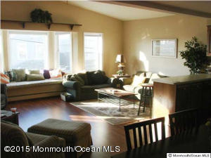 9 New St, Sea Bright, NJ 07760 photo 2
