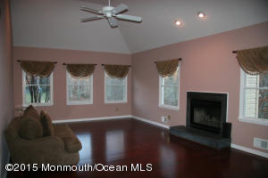 8 Blacksmith Ln, Millstone, NJ 08510 photo 4