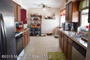 524 Windsor St, Forked River, NJ 08731 photo 12