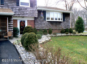 23 Daniel Dr, Matawan, NJ 07747 photo 5
