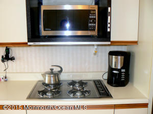 23 Daniel Dr, Matawan, NJ 07747 photo 17