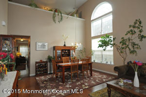 32 Marlow Dr, Jackson, NJ 08527 photo 2
