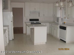 2 Stoneham Dr, Brick, NJ 08724 photo 6